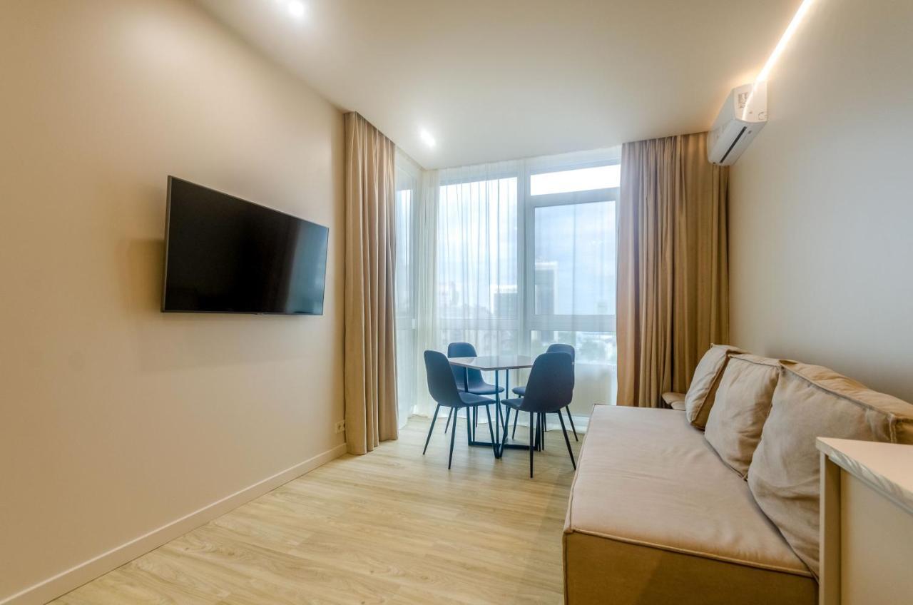 Petrovdom 85-141-122-38 Apartments In The Rc "French Quarter" Kiev Dış mekan fotoğraf